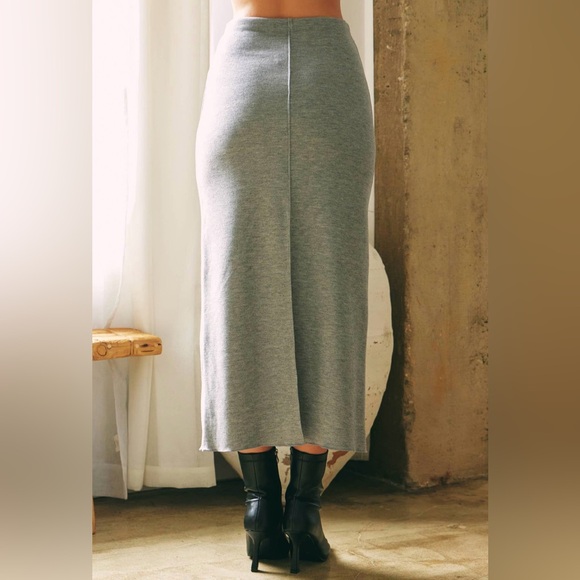 NWT Boutique Claire 2-Piece High Neck Top & Maxi Skirt Set – Gray - Picture 9 of 12